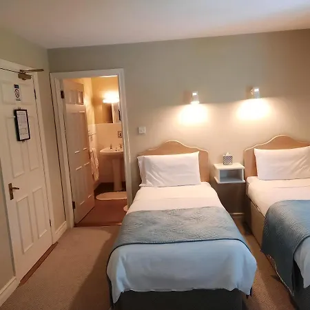 Sea Dew Bed & Breakfast 4*